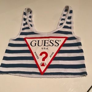 ♥️GUESS Crop top ♥️
